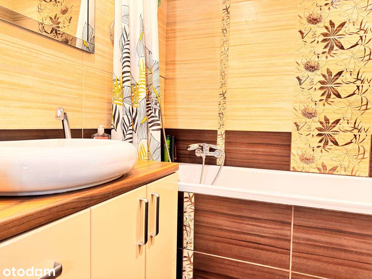 Komfortowe mieszkanie na oś. Łużyckim szuka nowych właścicieli!!!-11