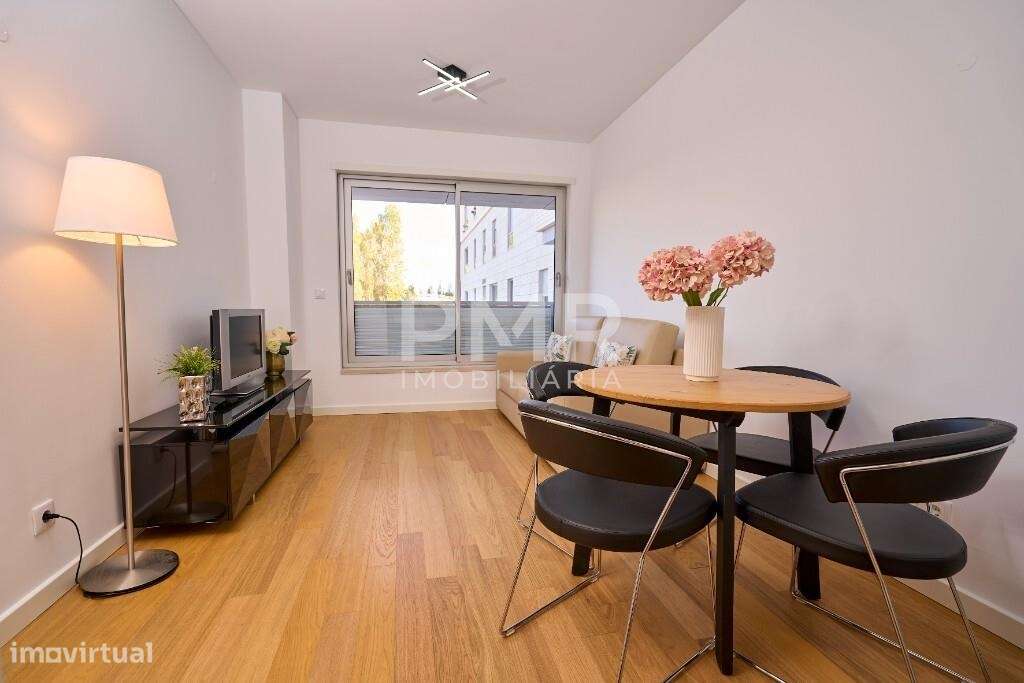 Apartamento T1 Novo com Estacionamento e Arrecadação – Alta de Lisboa - Grande imagem: 2/19