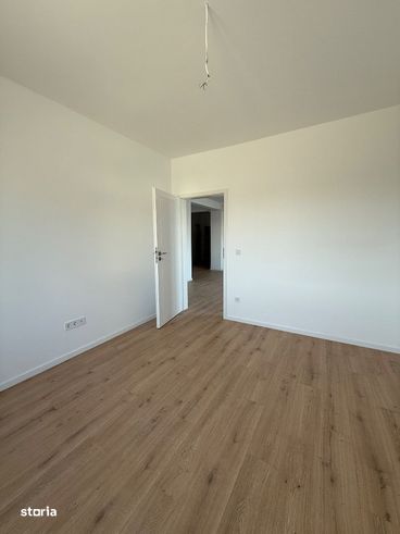 Apartament 3 camere , bloc nou , strada Zăvoaie-2