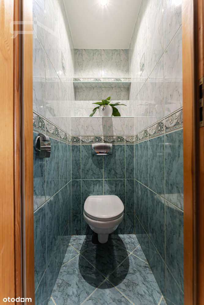 Trzy pokojowe mieszkanie w budynku z windą-13