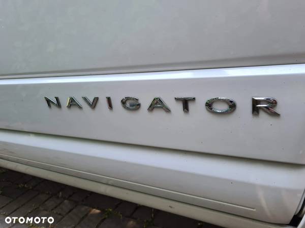 Lincoln Navigator - 11