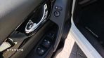 Nissan Qashqai 1.3 DIG-T N-Connecta DCT - 17