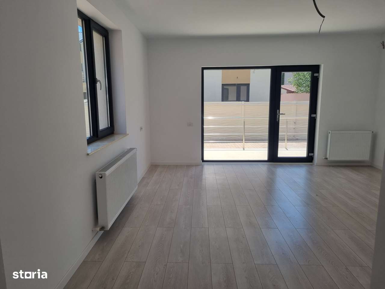 Vanzare Vila Bragadiru 4 camere - Imagine principală: 4/11