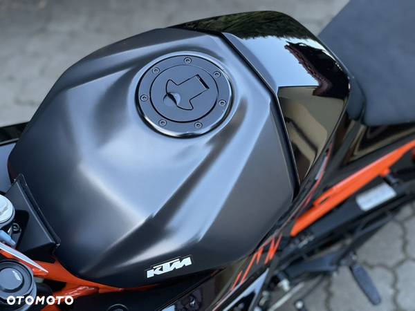 KTM RC 125 - 34