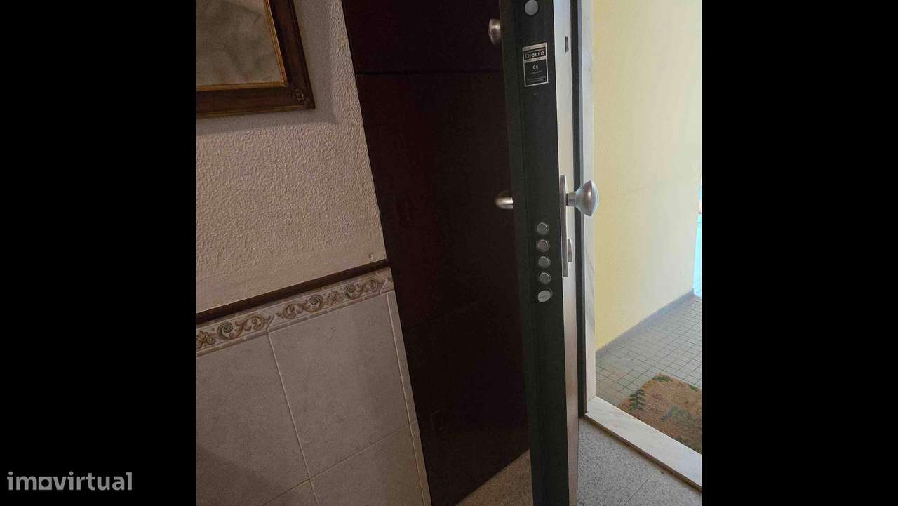 Apartamento, 104 m², Corroios-11