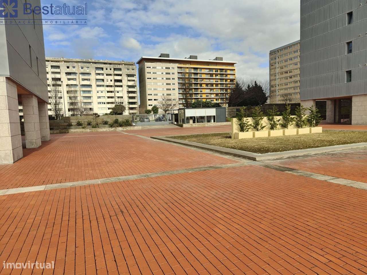 T 3 - 2 Suites -Cond. fechado -Vistas deslumbrantes-34