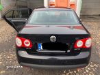 Volkswagen Jetta 2.0 TDI Comfortline - 3