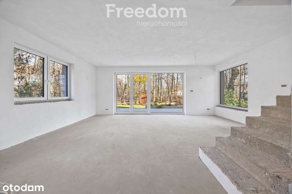 Stylowy bliźniak przy ścianie lasu - Pełny obrazek: 4/20