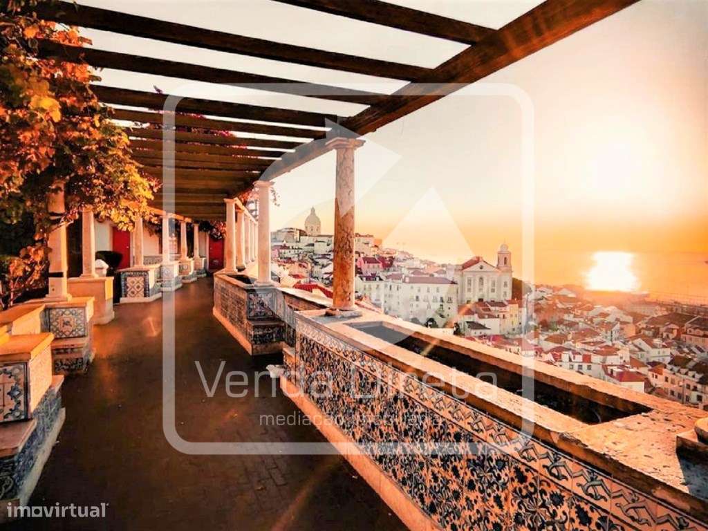Apartamento T0, em pleno centro histórico e turístico de Lisboa.-23