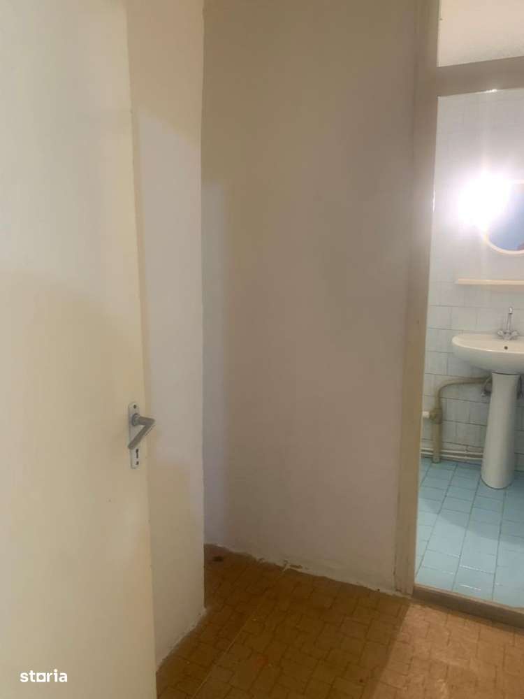 Ap 3 cam Zorilor - zona Golden Tulip - 175 000 Euro-8