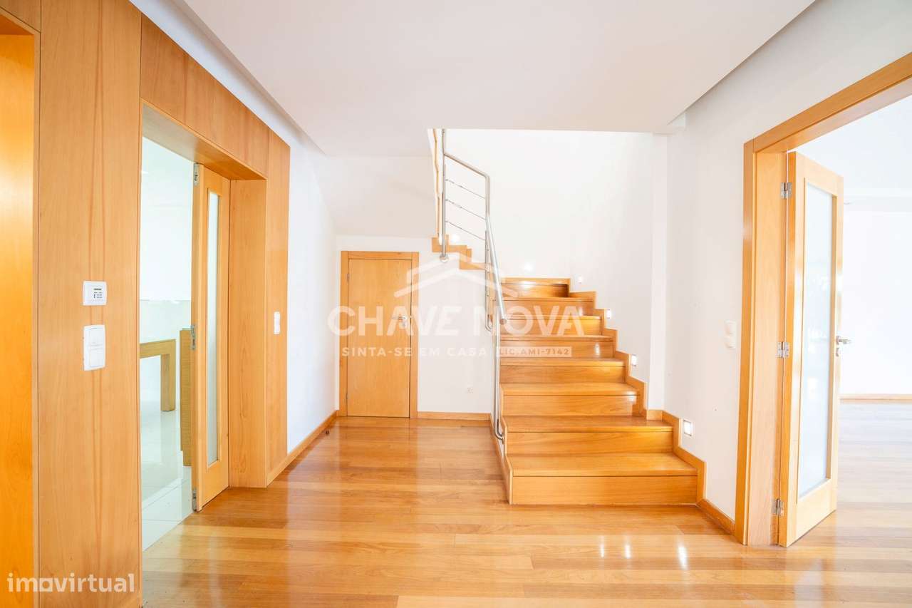 Moradia Geminada V3 c/ Jardim em São João de Ver (Sta. Maria da Feira) - Grande imagem: 5/24