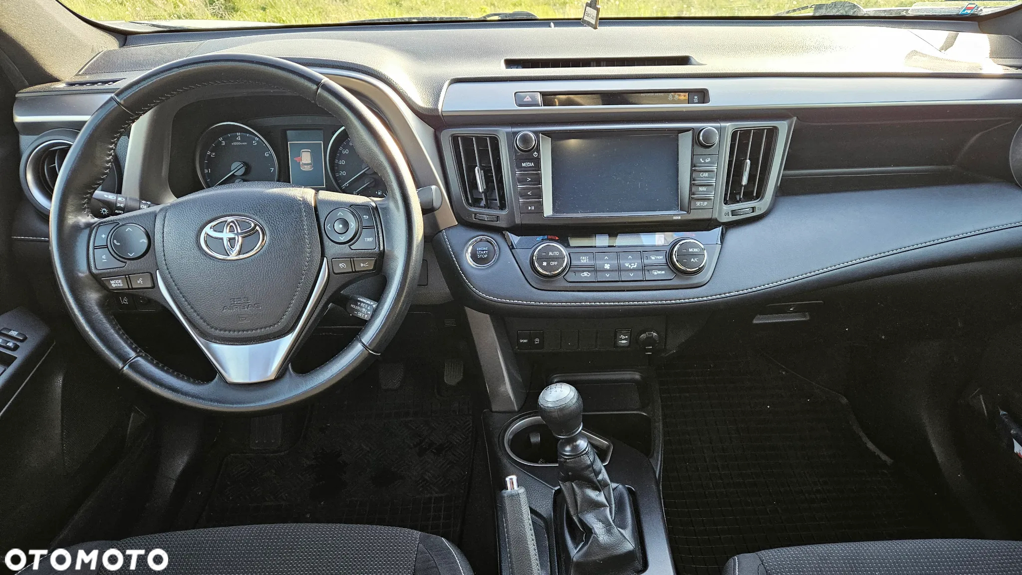 Toyota RAV4 2.0 Premium 4x4 - 8