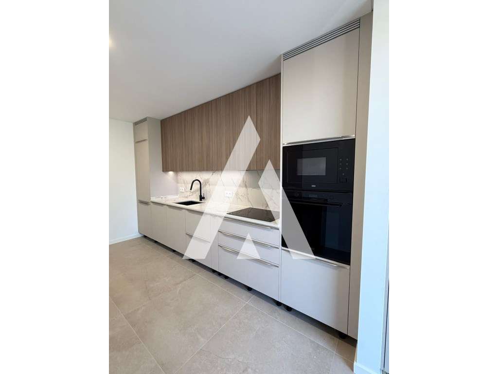 Moradia T4 nas Agras do Crasto em Aradas. - Grande imagem: 4/20