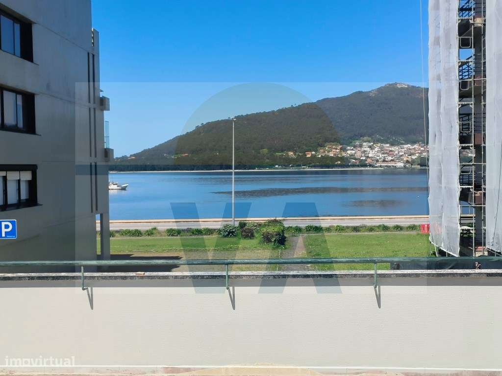 Moradia V4 em Caminha com vista Rio.-44