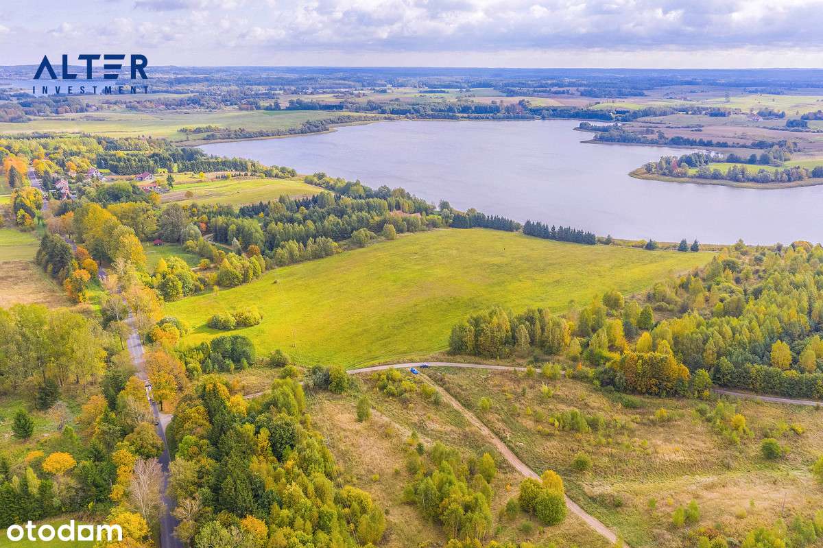 Grunt z linią brzegową oraz pozwoleniem na budowę-1