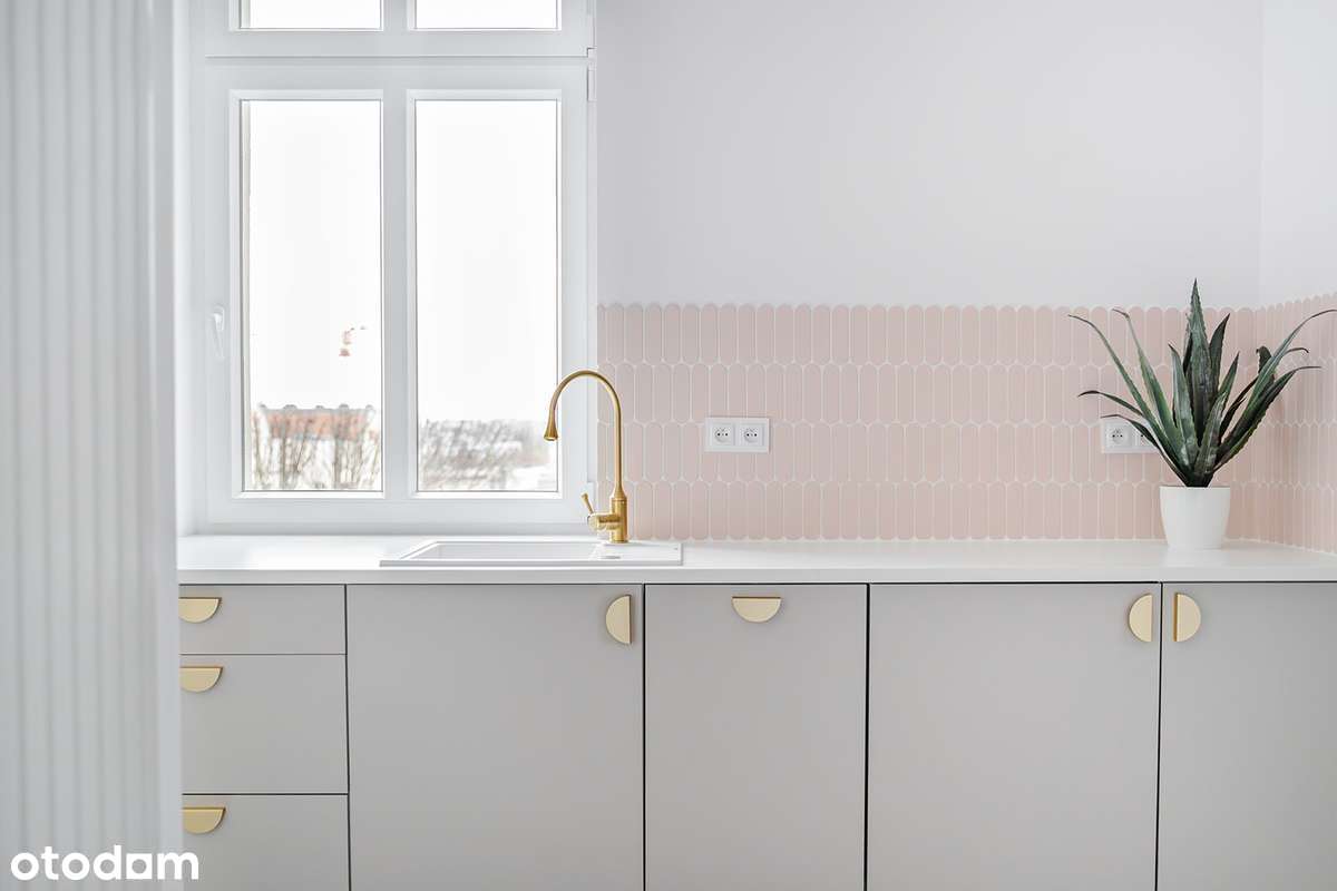 Słoneczne i przestronne mieszkanie w Centrum miasta!-11