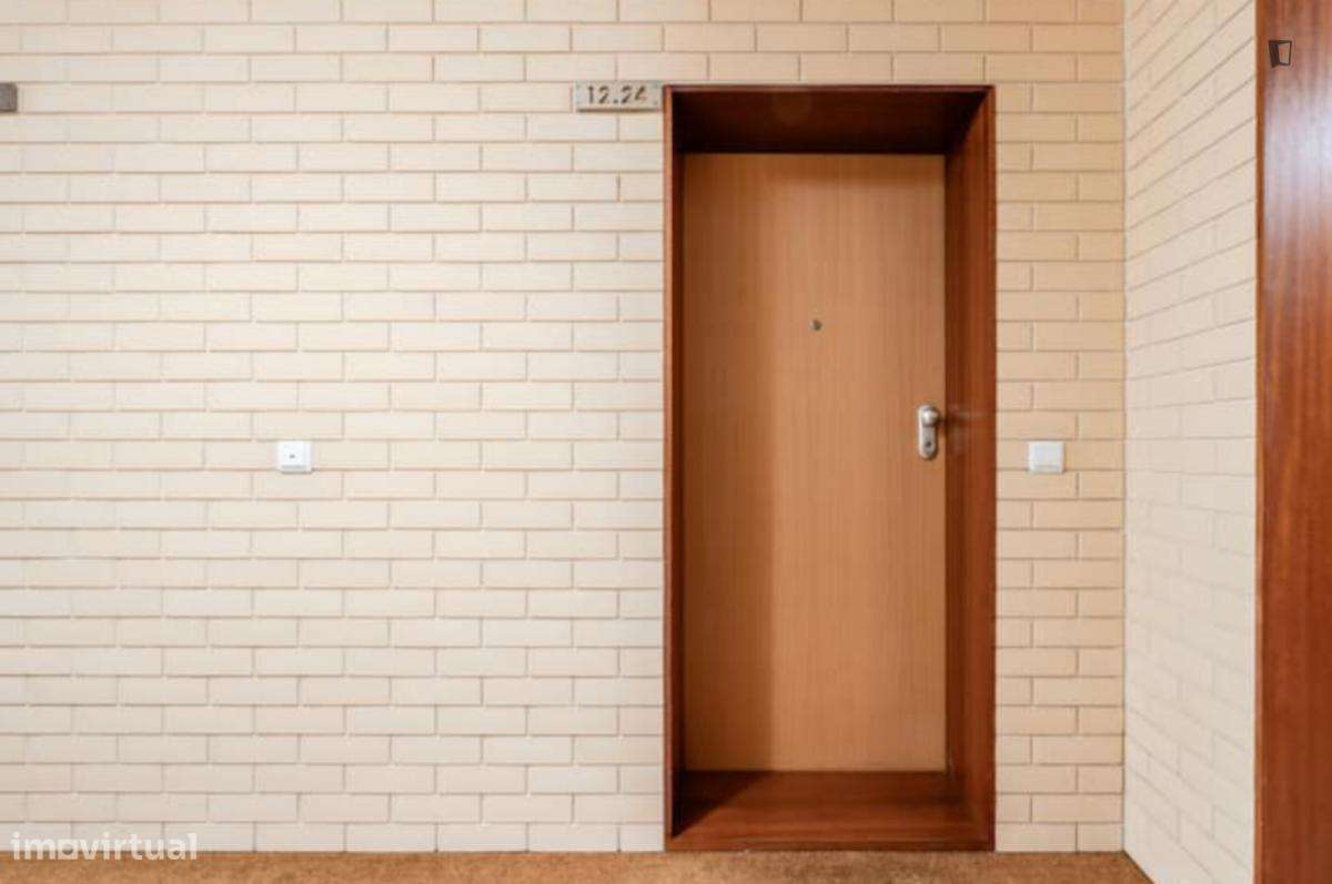 Estúdio - localizado em Campanhã Porto - Grande imagem: 2/10