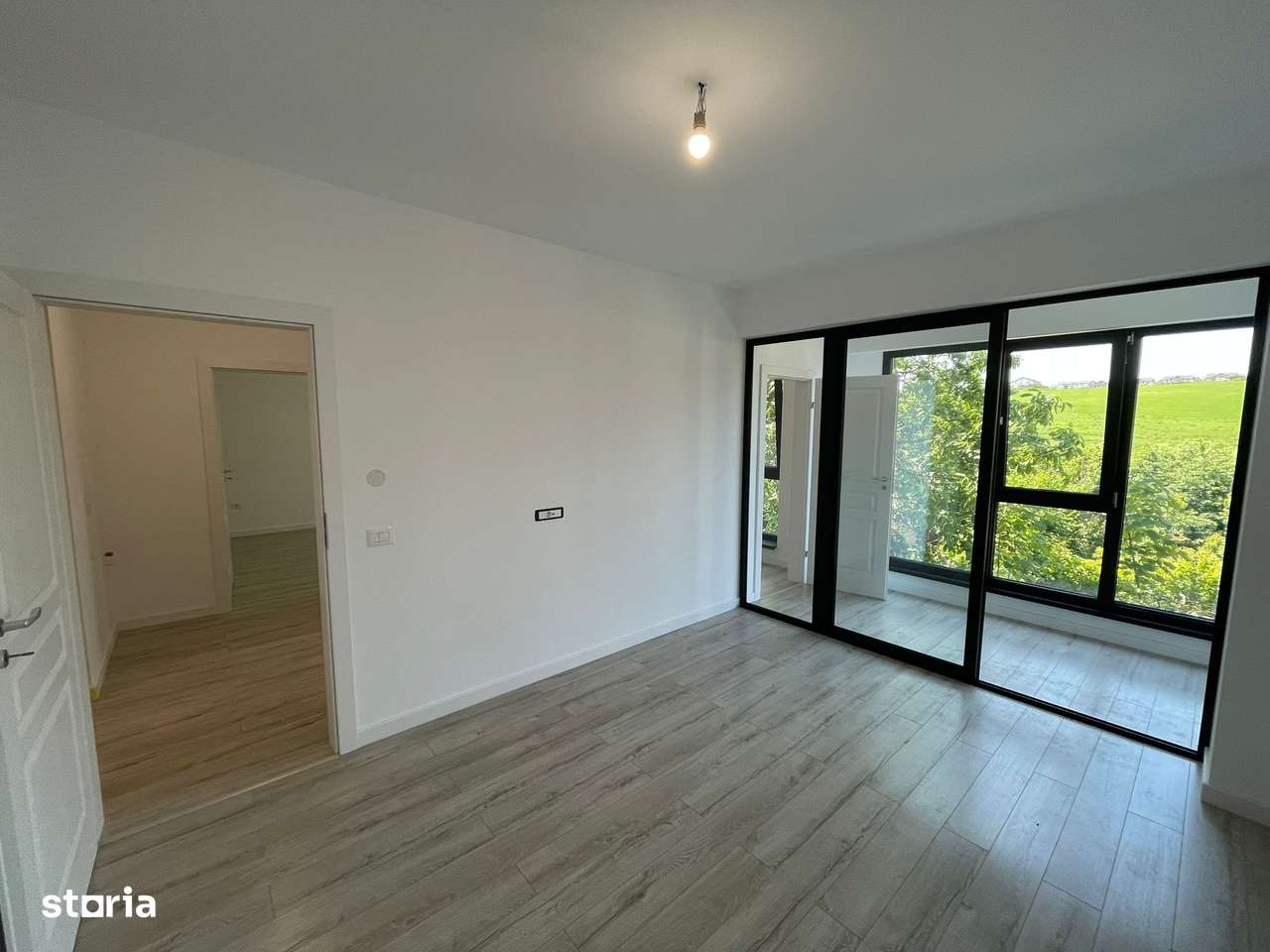 Sun Residence -- Apartament 3 camere - TIP 14 - 77 Mp - Proiect NOU --10