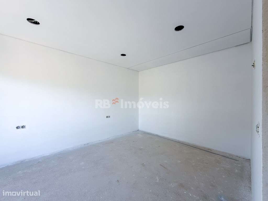 Moradia Nova T3, Vista Rio - Urbanização Martinela, Ferreira do Zêzere-38