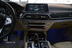 BMW 740 d xDrive Pack M - 24