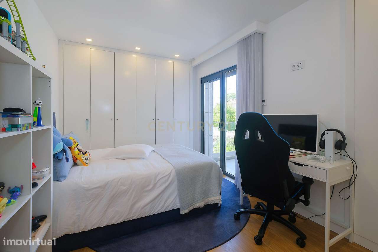 Apartamento T3 de Excelência em Porto Salvo, Oeiras-28