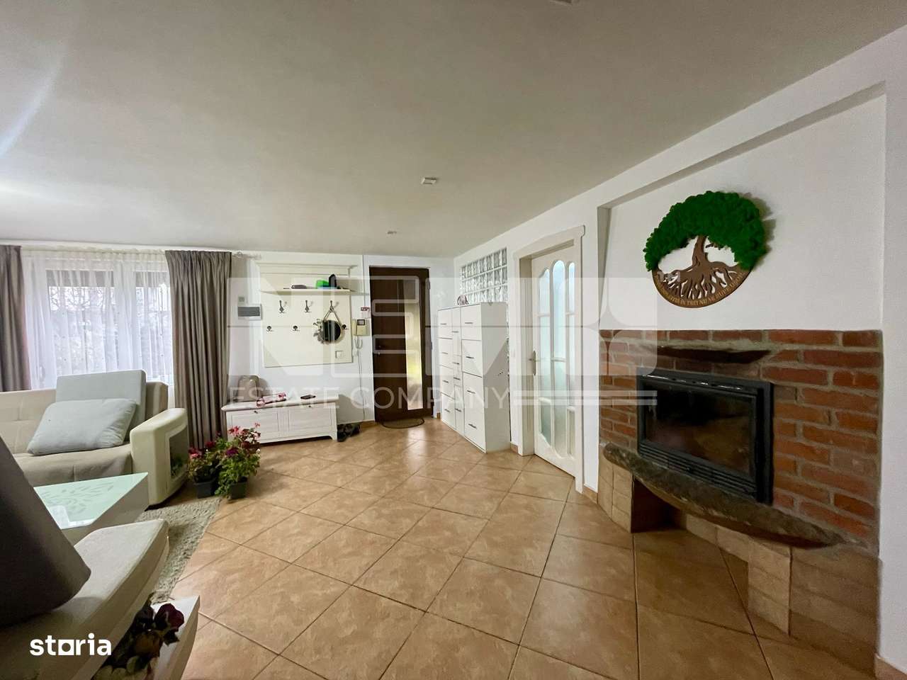 CASA 5 CAMERE | ZONA CENTRALA SAT | COMPLET UTILATA | VOITINEL - Imagine principală: 5/20