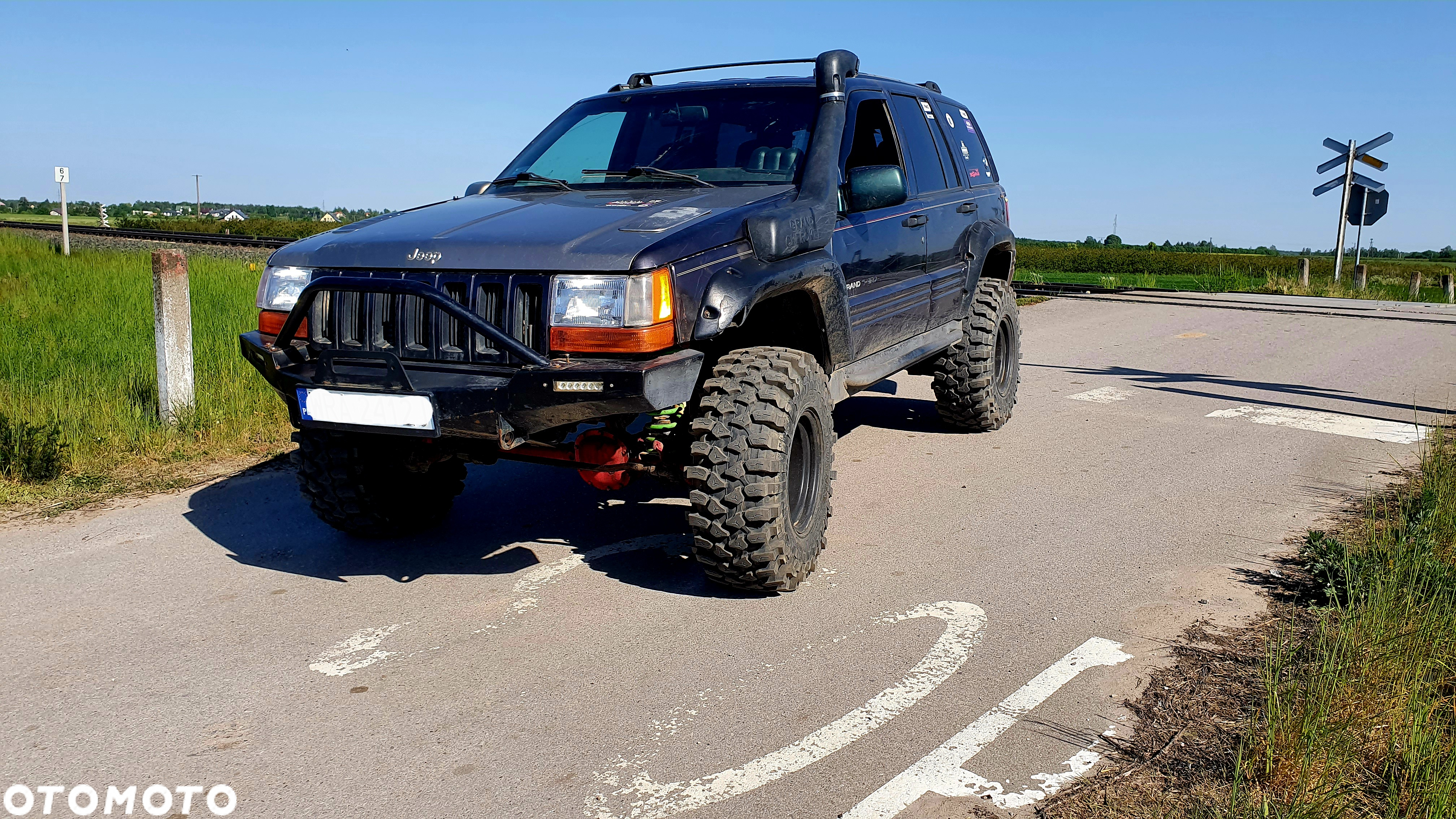 Jeep Grand Cherokee - 2