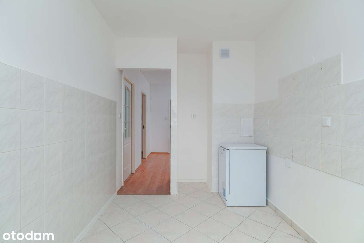 Dwupokojowe mieszkanie z dużym balkonem i garażem, bliska Wola-6