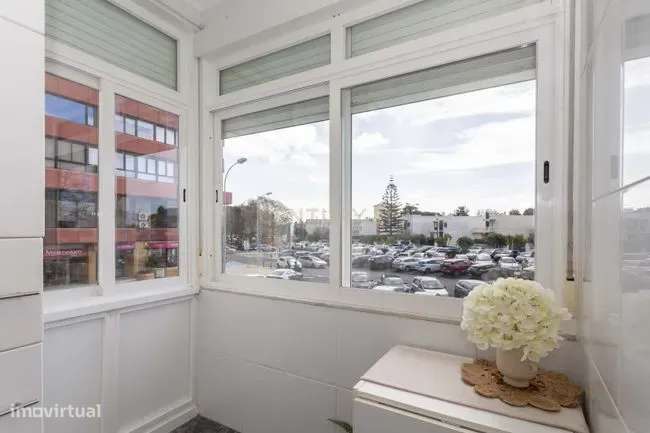 APARTAMENTO | 2 Quartos | 1 Casa de Banho | Renovado | Arrecadação | �-11