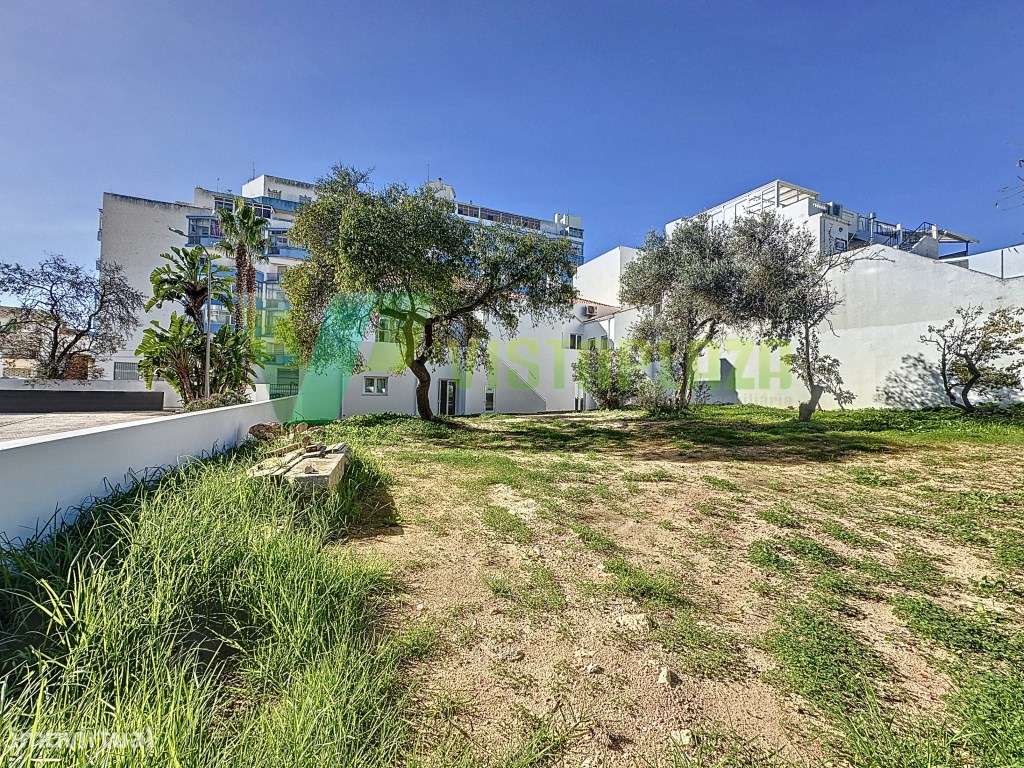 Moradia Geminada T2+2 Remodelada com Garagem, Espaço Exterior e Exc...-3