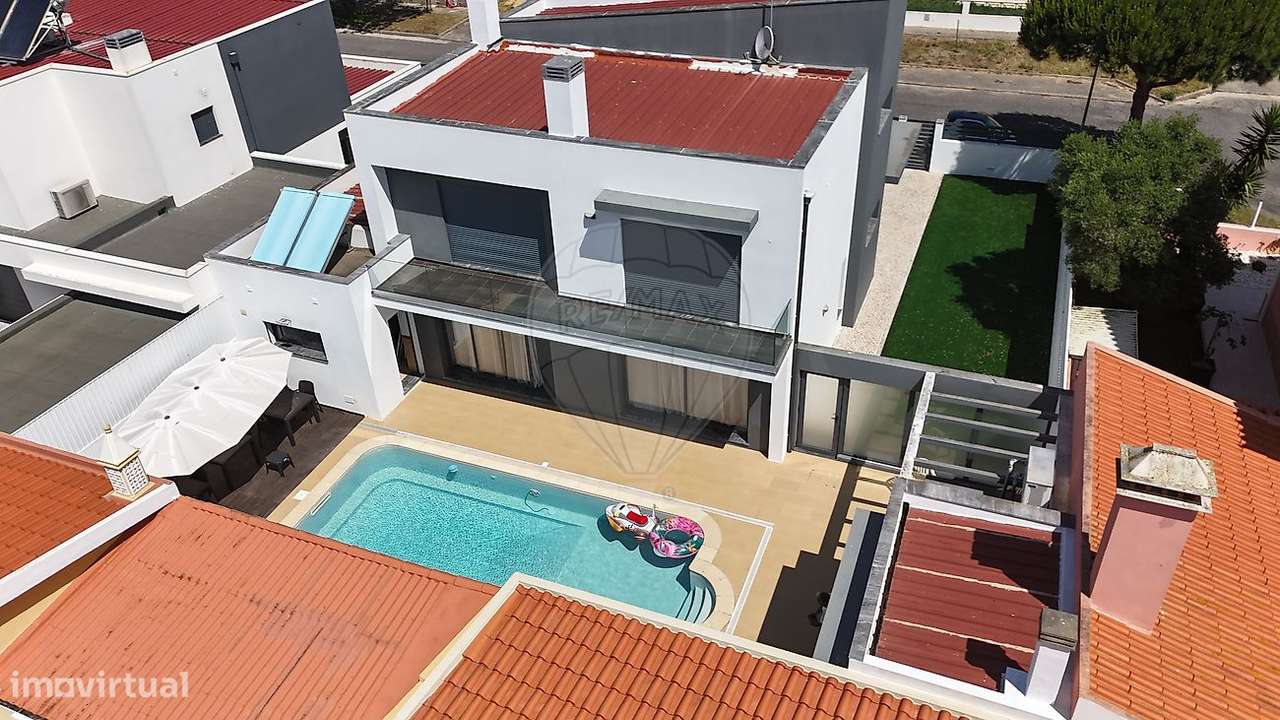 Moradia T4 para venda-30
