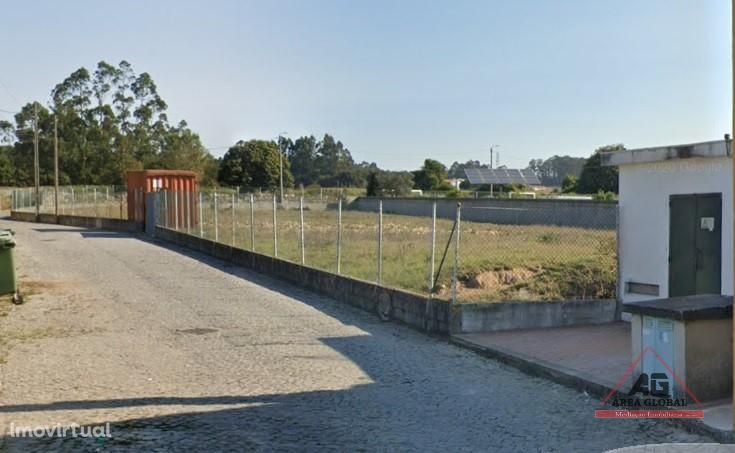 Lotes de Terreno P/Construção de Moradias Geminadas de 2 pisos em Gião