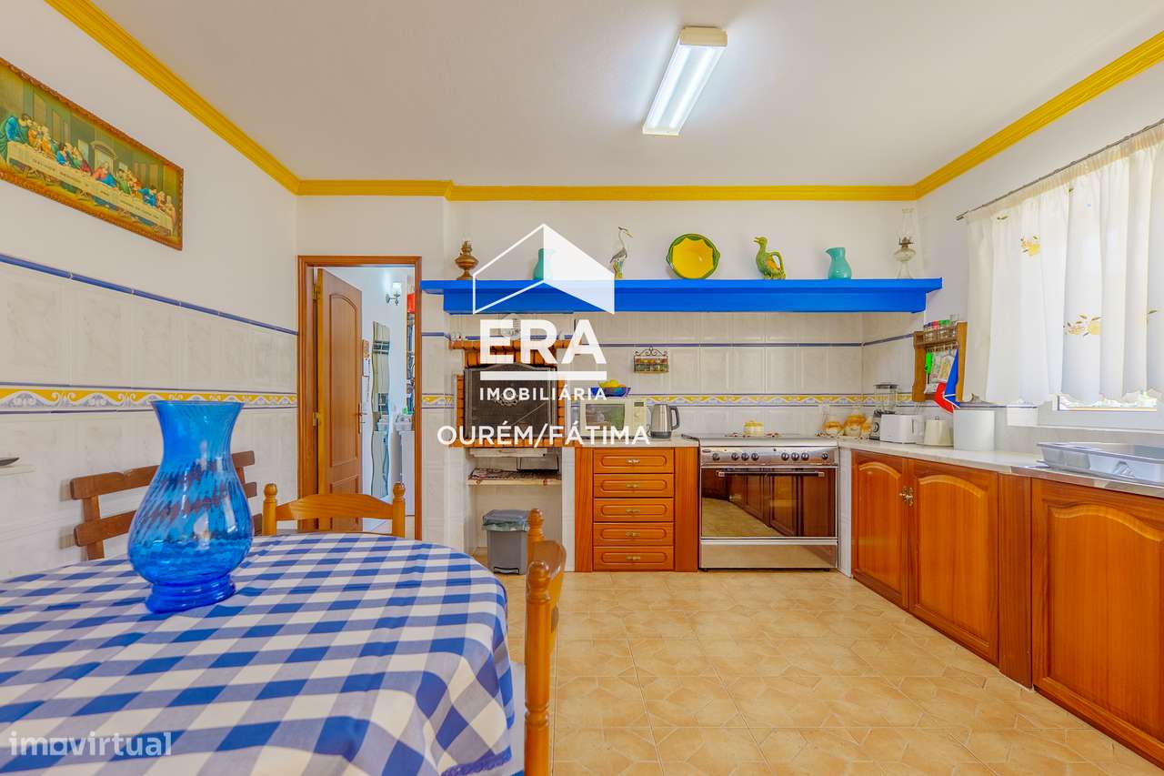 Moradia T5, Rio de Couros, Ourém-18