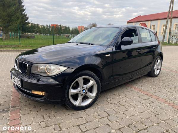 BMW Seria 1 118d Sport Line - 2