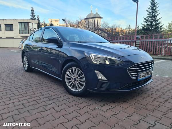 Ford Focus 1.0 EcoBoost Titanium - 32