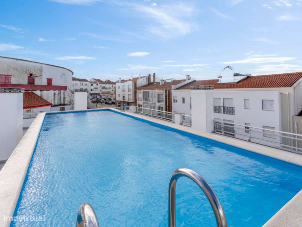 Apartamento com vista mar, piscina e estacionamento na Nazaré-20