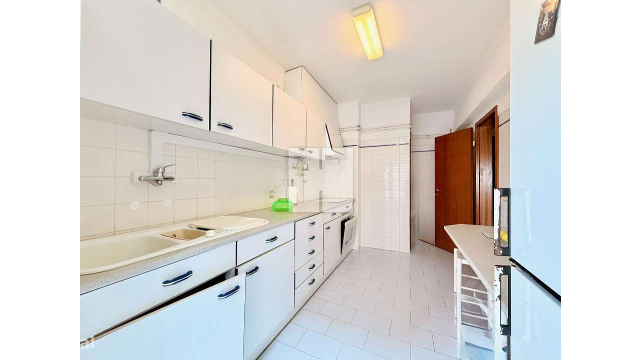 T3 com vista rio e muita luz-5