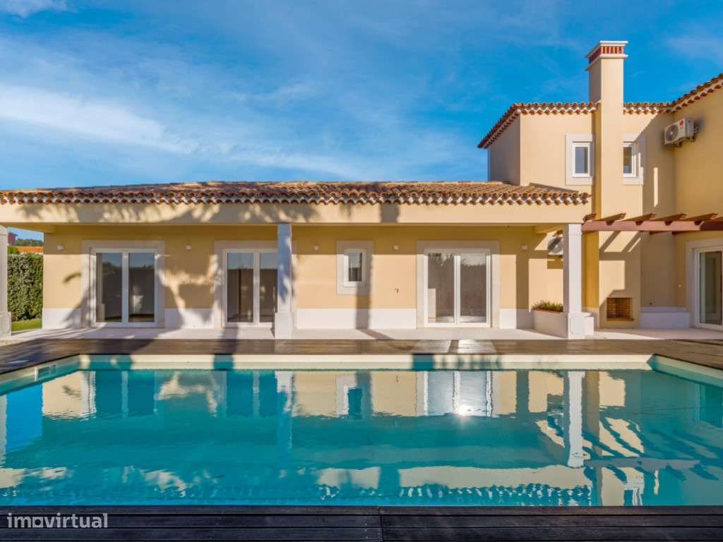 Moradia a 300m da praia com 4 quartos en-suite e vistas sobre o cam... - Grande imagem: 4/53