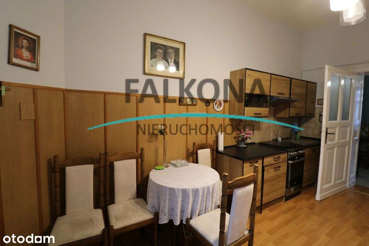 Przestronne mieszkanie w samym centrum miasta-10