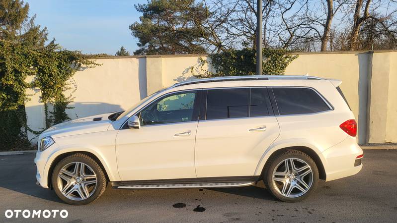 Mercedes-Benz GL 350 BlueTec 4-Matic - 3