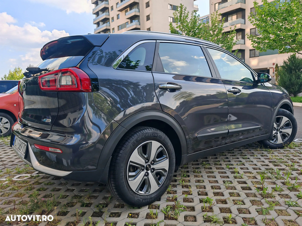 Kia Niro 1.6 GDI 6DCT HEV Premium - 4