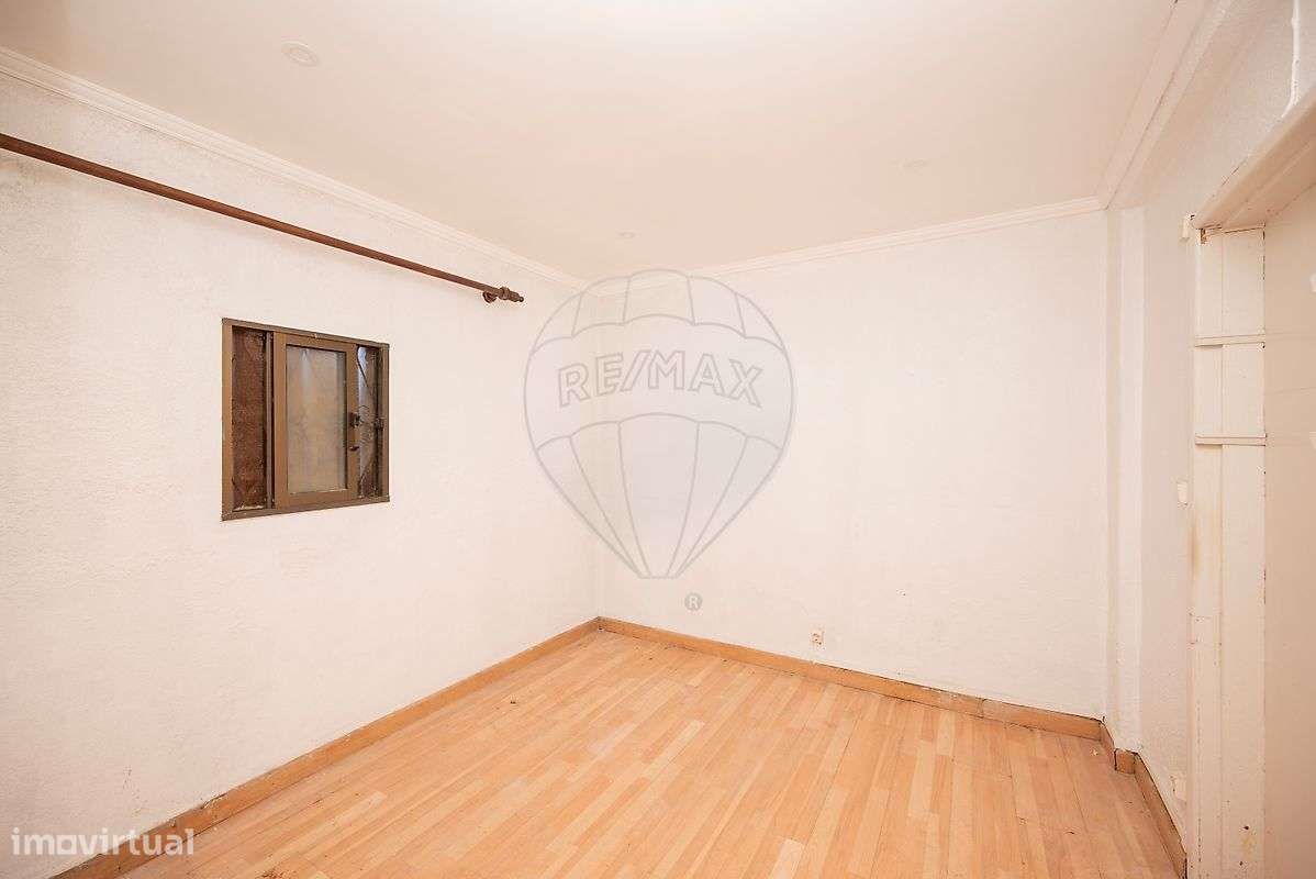 Moradia T4 para venda-5
