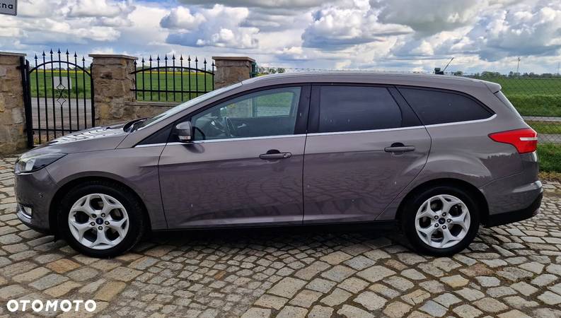 Ford Focus 1.5 TDCi DPF Start-Stopp-System Titanium - 6