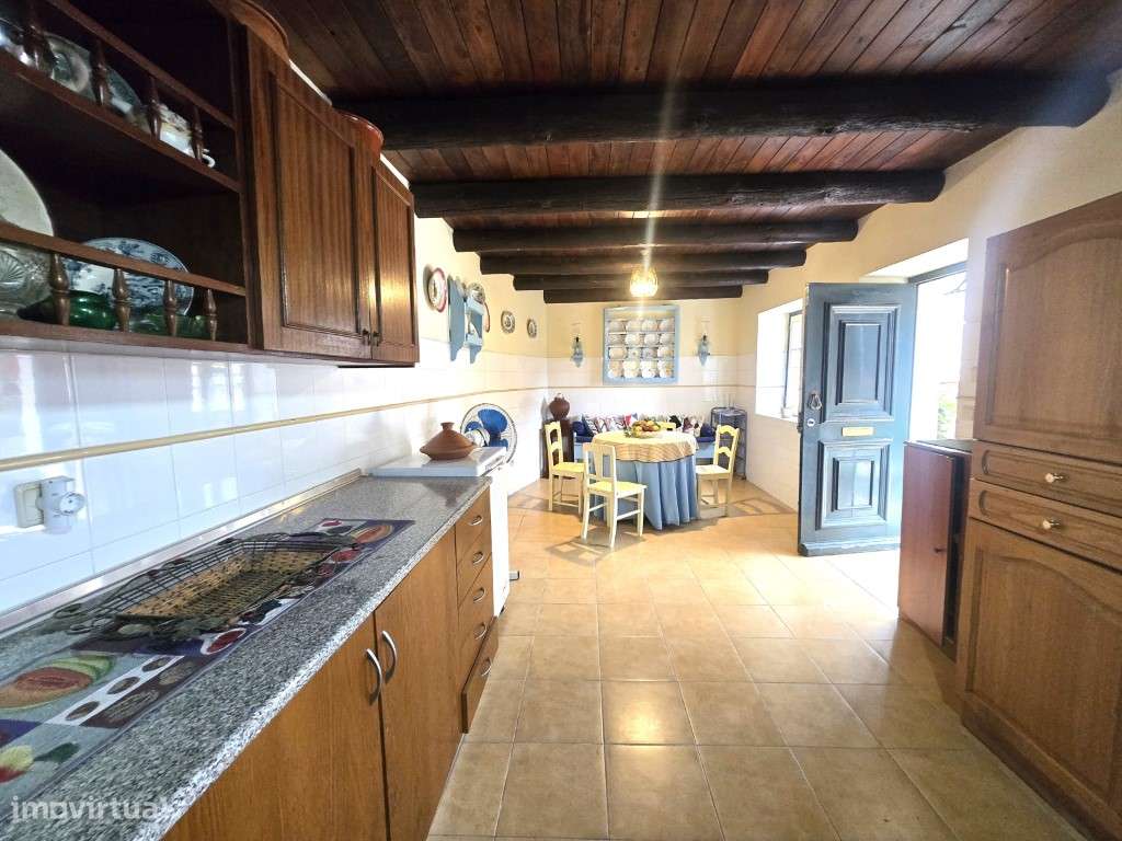 Excelente Moradia T6 com Quintal e Garagem - Próxima de Alter do Ch...-48