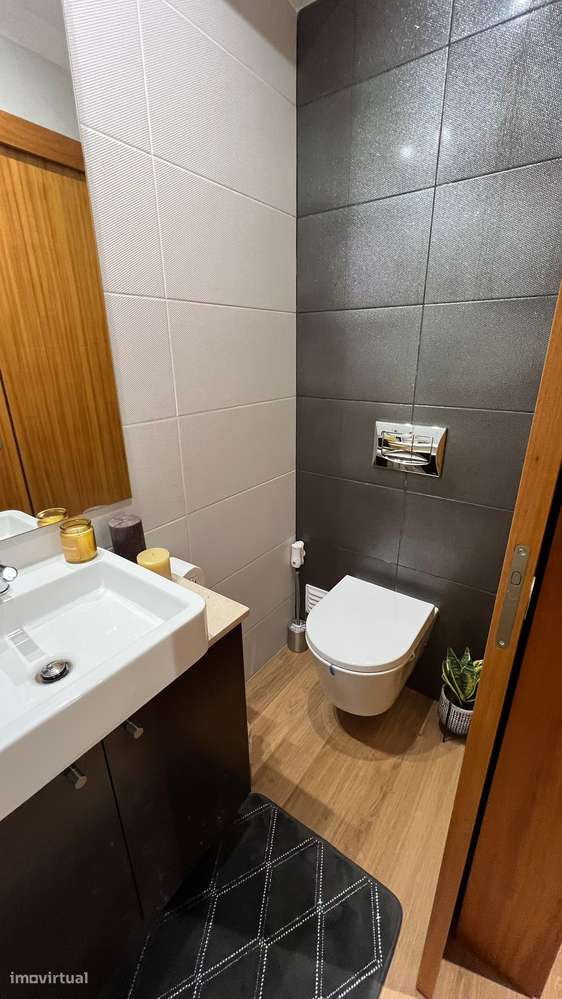 T3 com piscina e garagem em Ermesinde-20