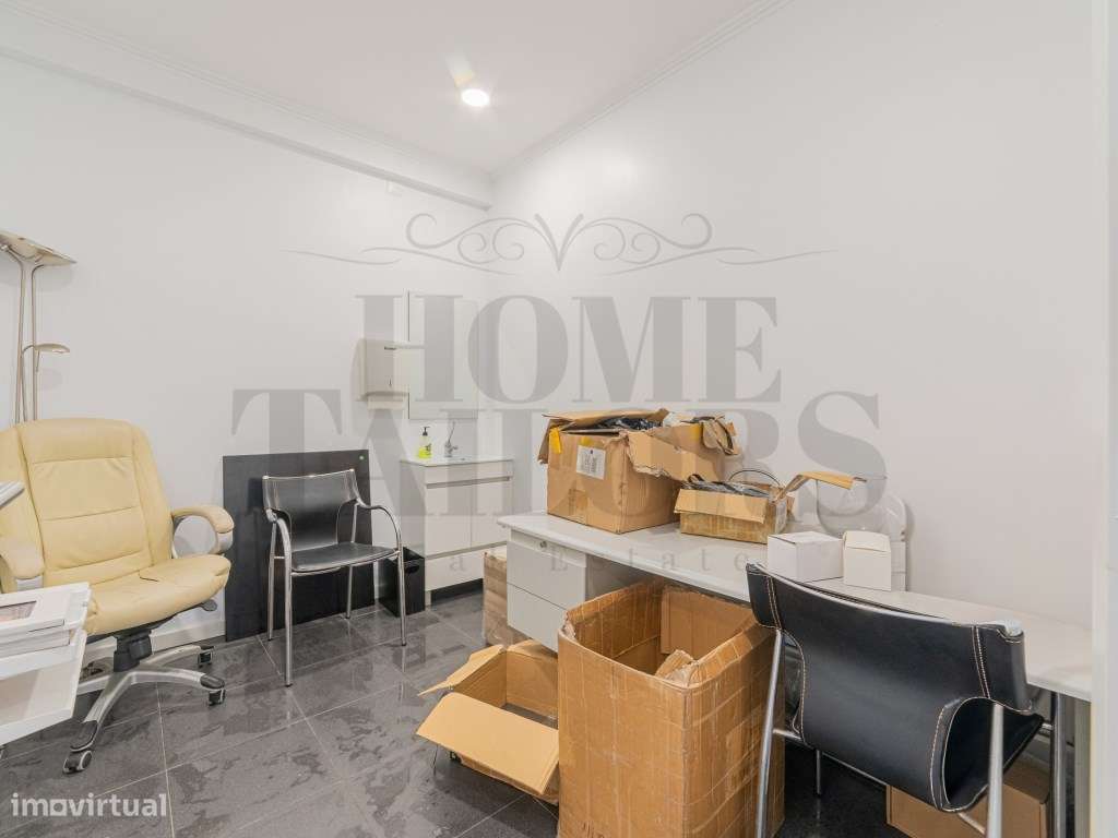 Trespasse de Clínica de Beleza - Localização Premium em Almada-20