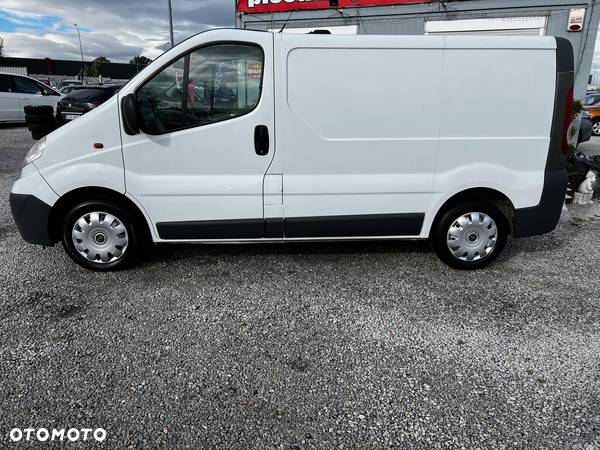 Opel vivaro - 3