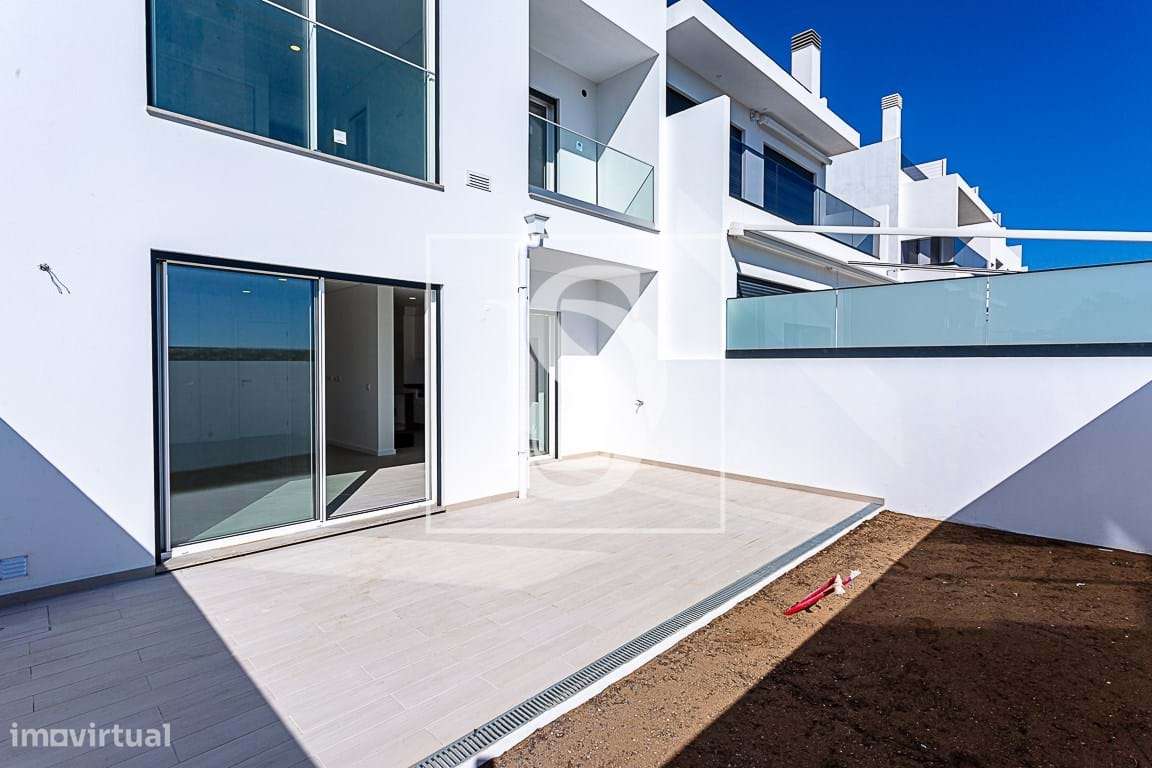 Moradia T4 moderna e exclusiva em  Tavira!-11