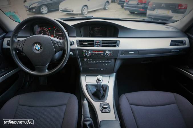 BMW 320 d DPF Touring Edition Fleet Lifestyle - 23