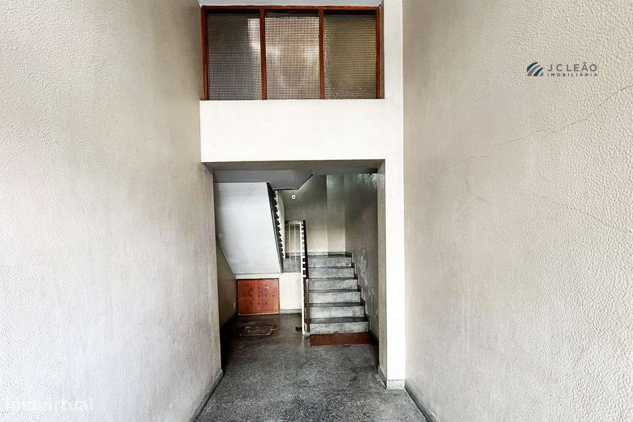 T3 com Terraço a poucos minutos da Praia e Metro em Matosinhos-22
